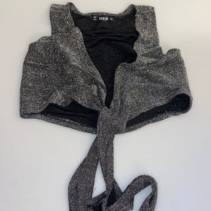 Tie top